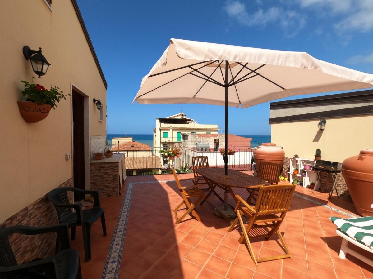 Terrazza Lungomare Vila Caronia Marina Exterior foto